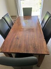 dinning room table and chairs