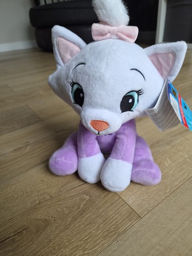 Disney four paws aristocats - four,