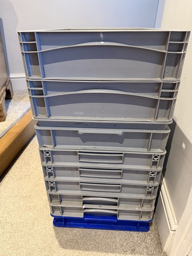Plastic stacking catering - plastic,