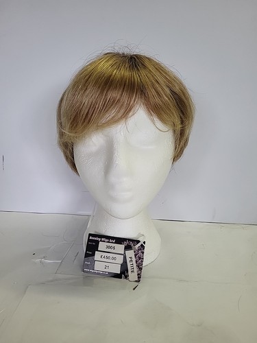 Short blonde ginger layered - short,