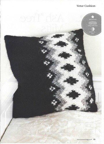 Knitting pattern for cushion