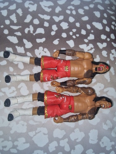 Wwe usos basic figures - wwe,