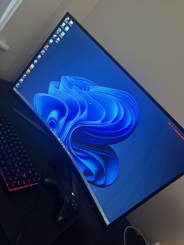 Gaming and monitor - pc,