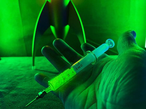 Uranium vaseline glass filled - vaseline,