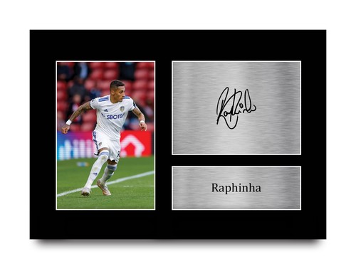 Raphinha signed leeds pre - leeds,