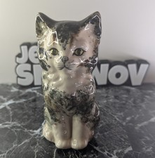 Tey Vintage Pottery Cat