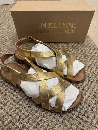 Penelope chilvers golden - penelope,