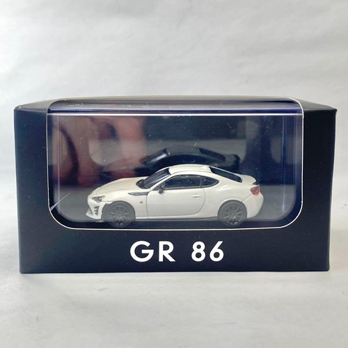 Gr86 toyota gazoo racing - 1/64,