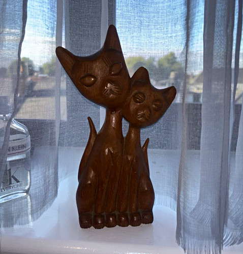 Vintage hand carved - vintage, hand-carved