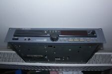 TASCAM CD-RW2000 CD PLAYER/CD REWRITER, INDUSTRY STANDARD (GREAT CONDITION)