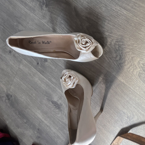 Women ivory satin peep toe - ivory,