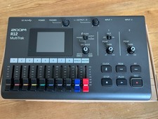 Zoom R12 MultiTrack Portable