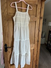 Nice Beige And Cream Gingham