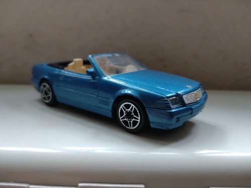 Burago mercedes benz - burago, mercedes-benz