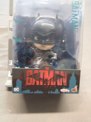The batman with batarang - batman,