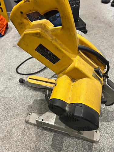 Dewalt corded electric mitre - corded,
