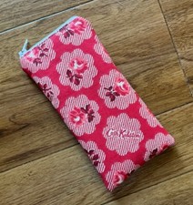 ZIPPED GLASSES / SUNGLASSES