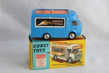 Corgi No 471 Smiths Karrier Mobile Canteen overseas issue Patates Frites