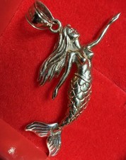 14k Yellow Gold  Detailed Mermaid Pendant Charm