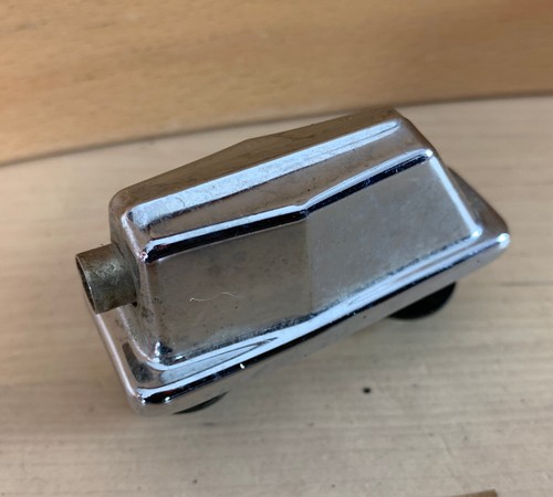 Pearl trapezoidal coffin lug - pearl,