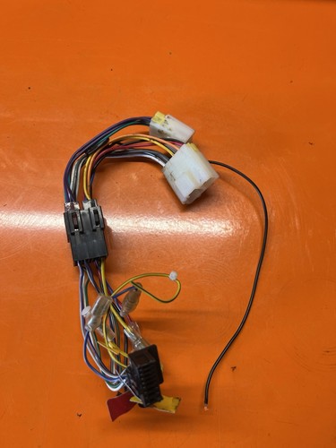 Iso radio adaptor for nissan - adaptor,