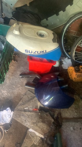 Suzuki gsxr750 1100 - suzuki, slingshot