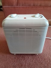 Challenge 2kw Upright Fan