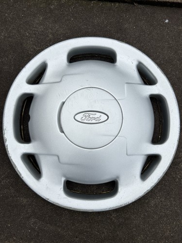 Ford fiesta wheel trim - 13”wheel,
