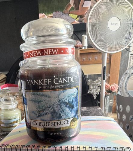 Yankee candle icy - yankee, blue