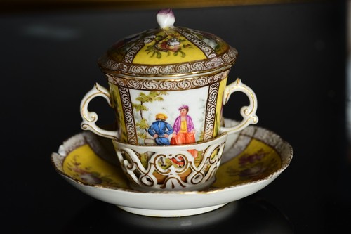 Antique dresden trembleuse - dresden,