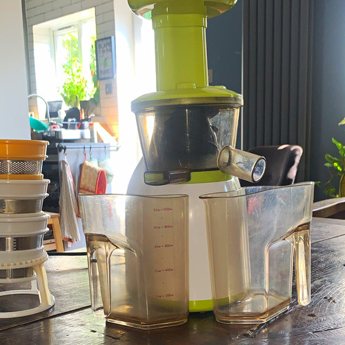 Hurom slow masticating juice - hurom,