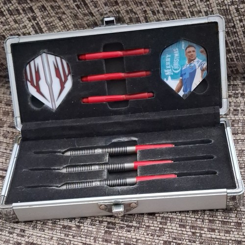 Winmau darts set - winmau, flights