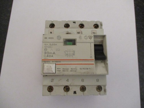 Legrand amp 30ma 02622 4 - 40, r-02622