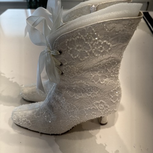 Ivory satin lace old - lace,