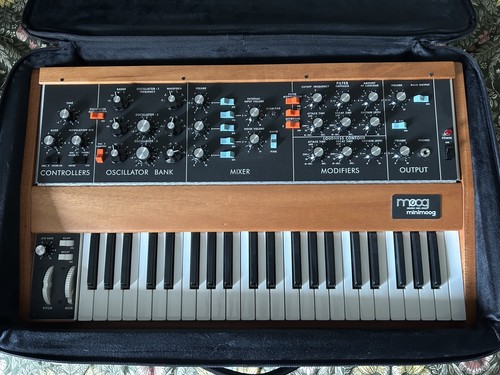 Moog minimoog model - model, d