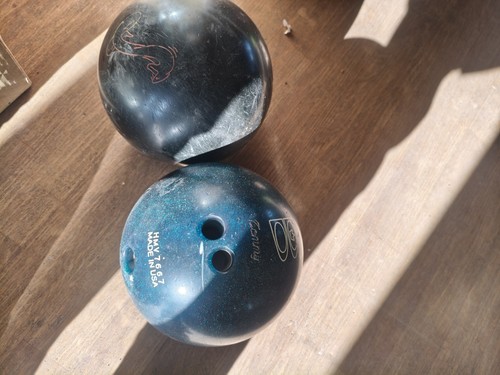 Ten pin bowling ball - ten,