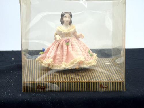Rare vintage dresden porcelain - rare,