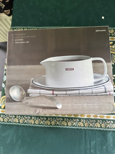 Sauce boat with stand - boat,