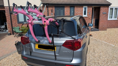 Saris bones bike - 3, car