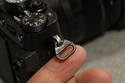 Nikon genuine triangle rings - nikon,