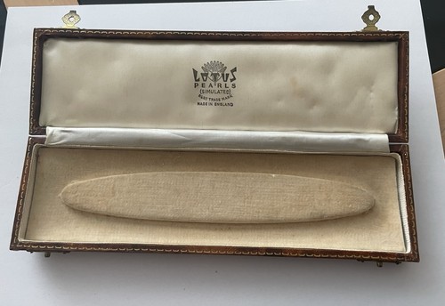 Vintage pearl necklace box - necklace,