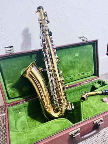 Champion m saxophone - &,