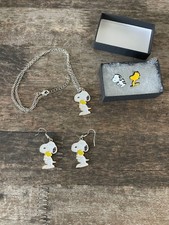 NEW SNOOPY PEANUTS CHARLIE