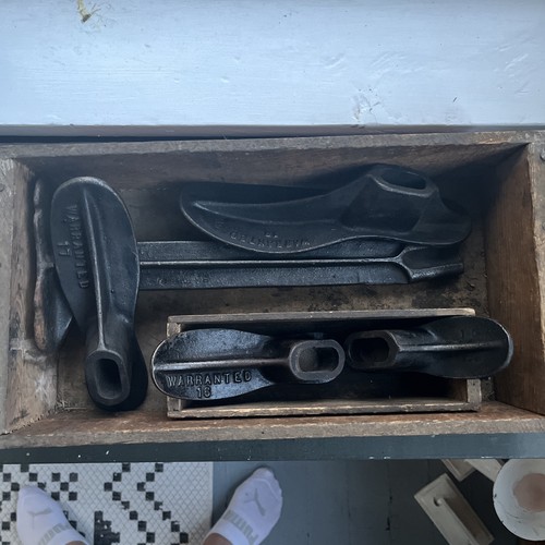 Antique cast iron - cast,