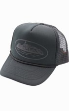 Corteiz Alcatraz Black Trucker