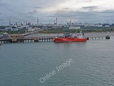 Photo 6x4 Fawley Marine Terminal Hamble-le-Rice LPG Tanker, Verene at the c2011