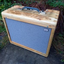 Upcycled 5 Watt Valve Guitar