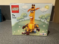 LEGO 40228 Toys R Us -