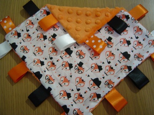 Fox taggy blanket sizes - 2,