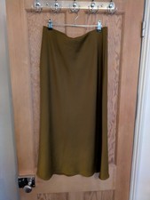 Zara olive green satin - zara, effect